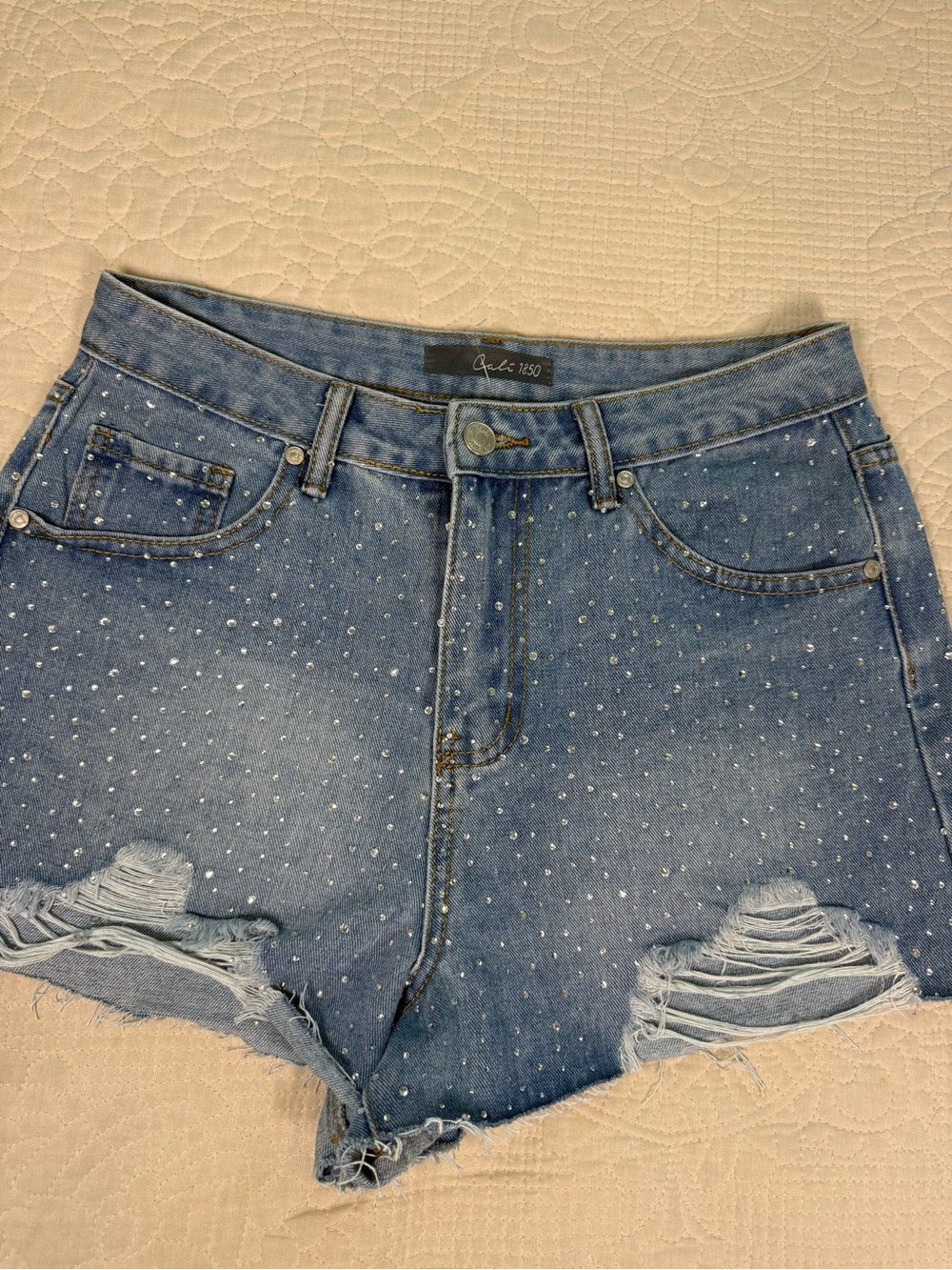Cali 1850 Sparkling
Rhinestone-Studded Western
Bling Denim Shorts Women
Sz~5